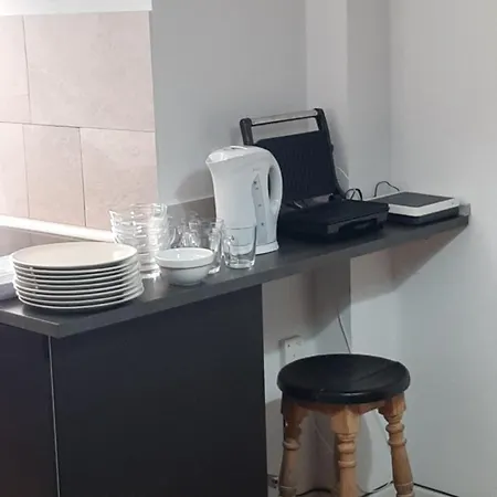 Tu Hogar 16 Pax Parking,piscina Y Desayuno Incluido Apartmán *